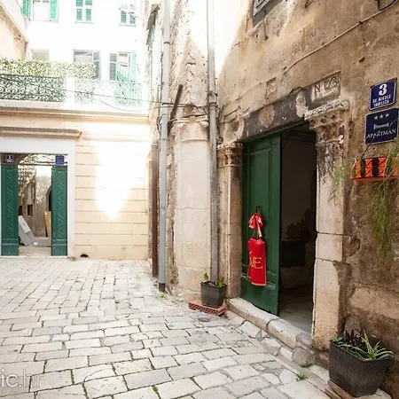 Appartamento Zen In The Centar Of Šibenik