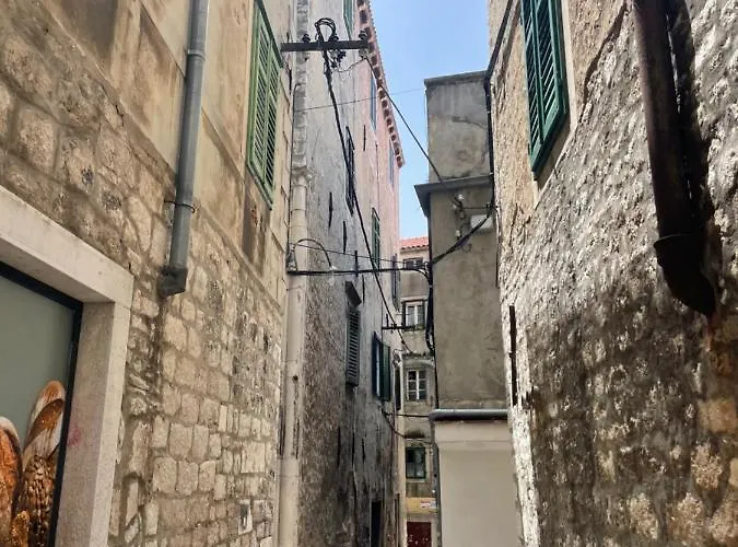 Zen In The Centar Of