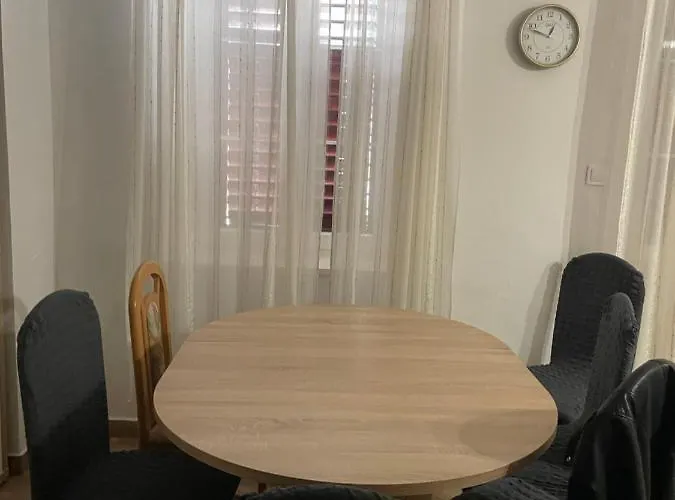 דירה Zen In The Centar Of שיבניק