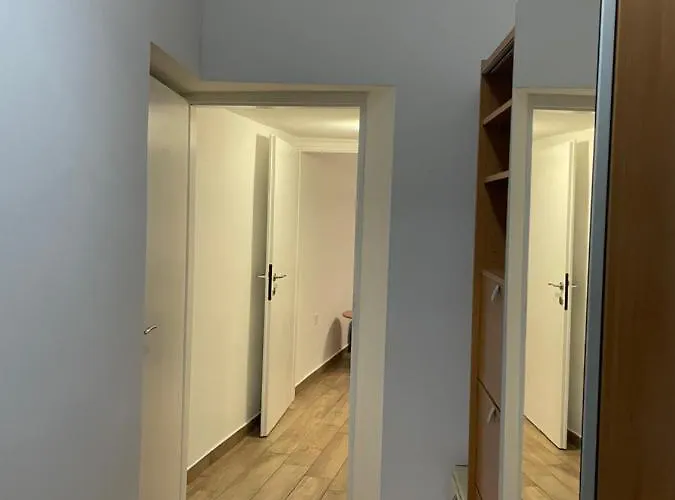 דירה Zen In The Centar Of