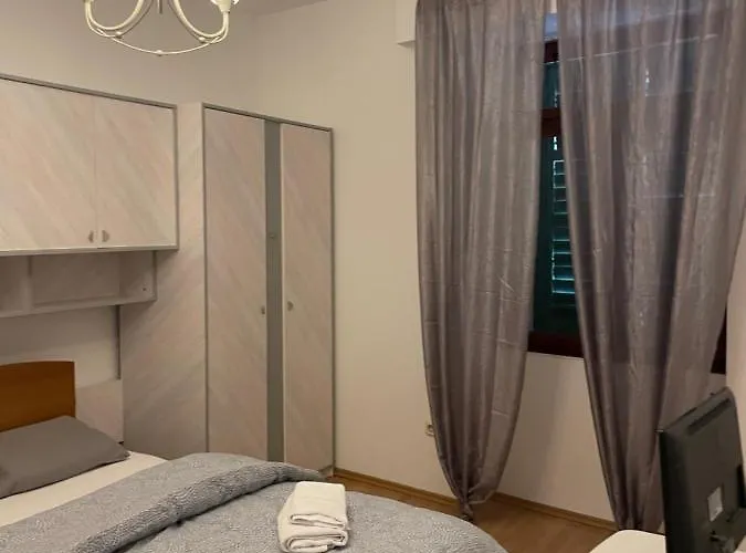 Zen In The Centar Of * שיבניק